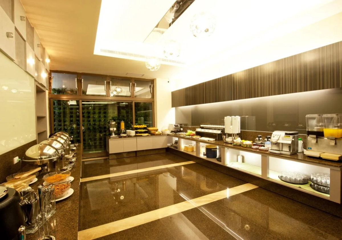 Lishiuan International Hotel