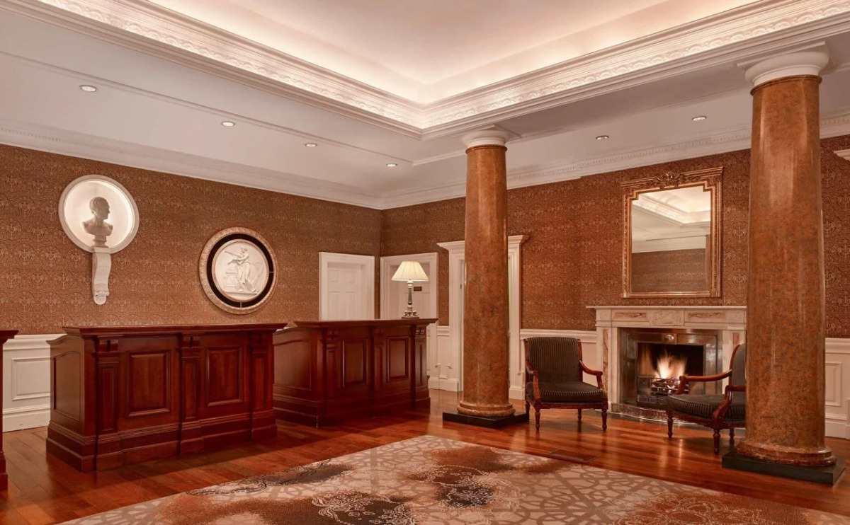 The College Green Hotel Dublin, Autograph Collection