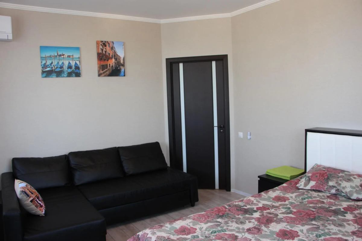 Много квартир на улице Федерации