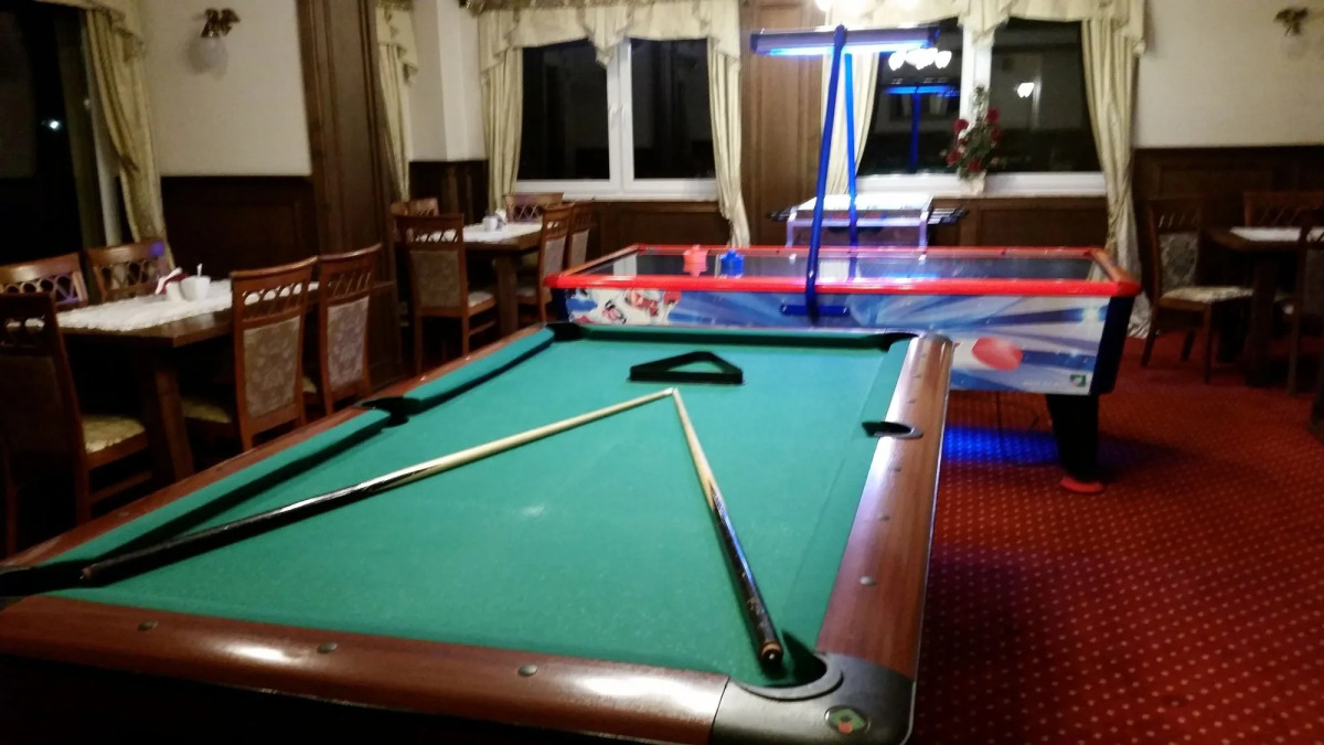 Helan Family & Garden