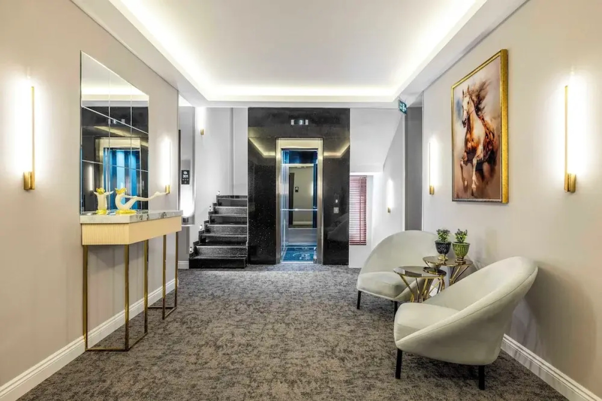 Sistina Old City Hotel