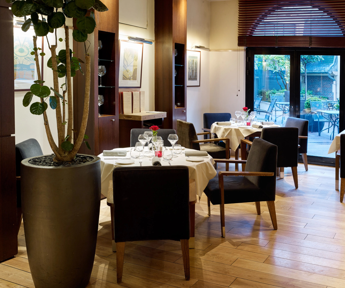 Grand Hotel Champs-Elysees