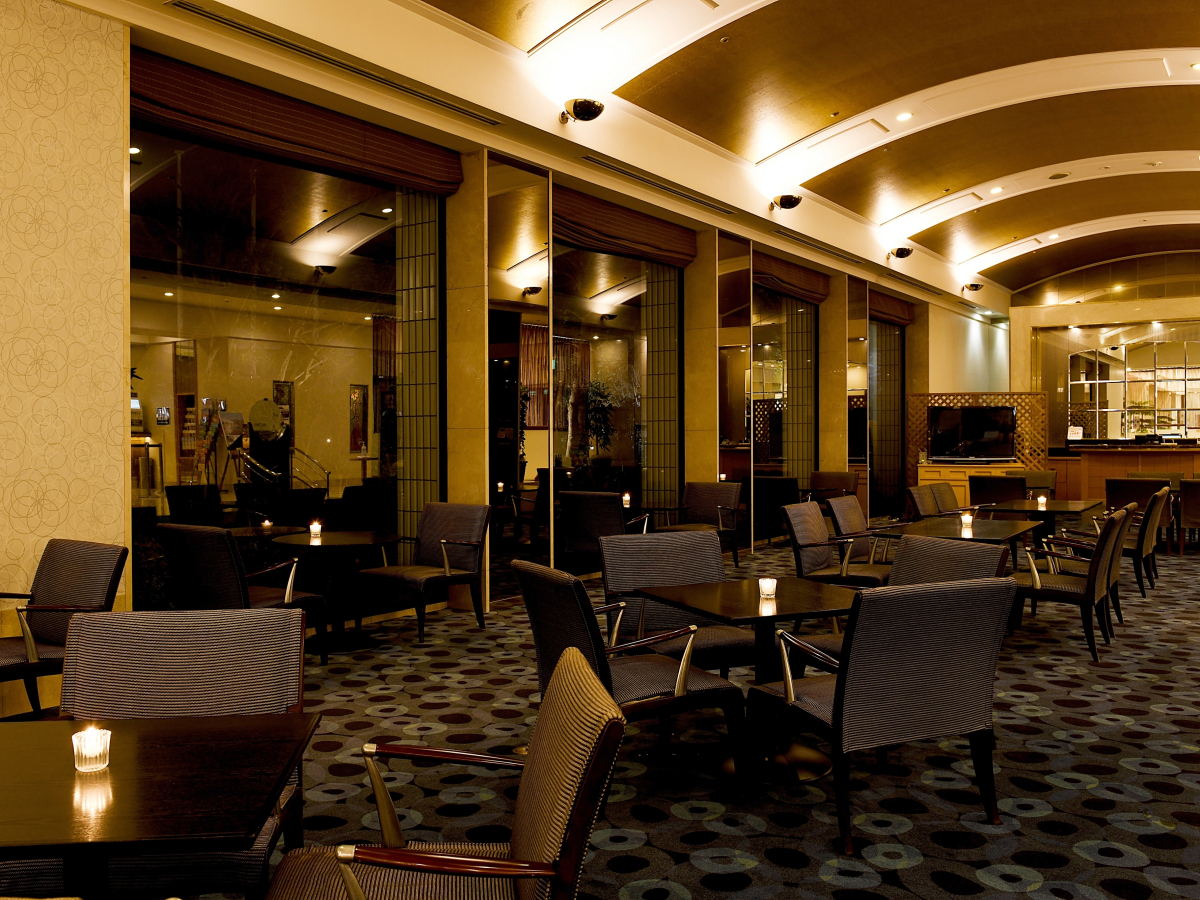 Отель Narita Tobu Hotel Airport