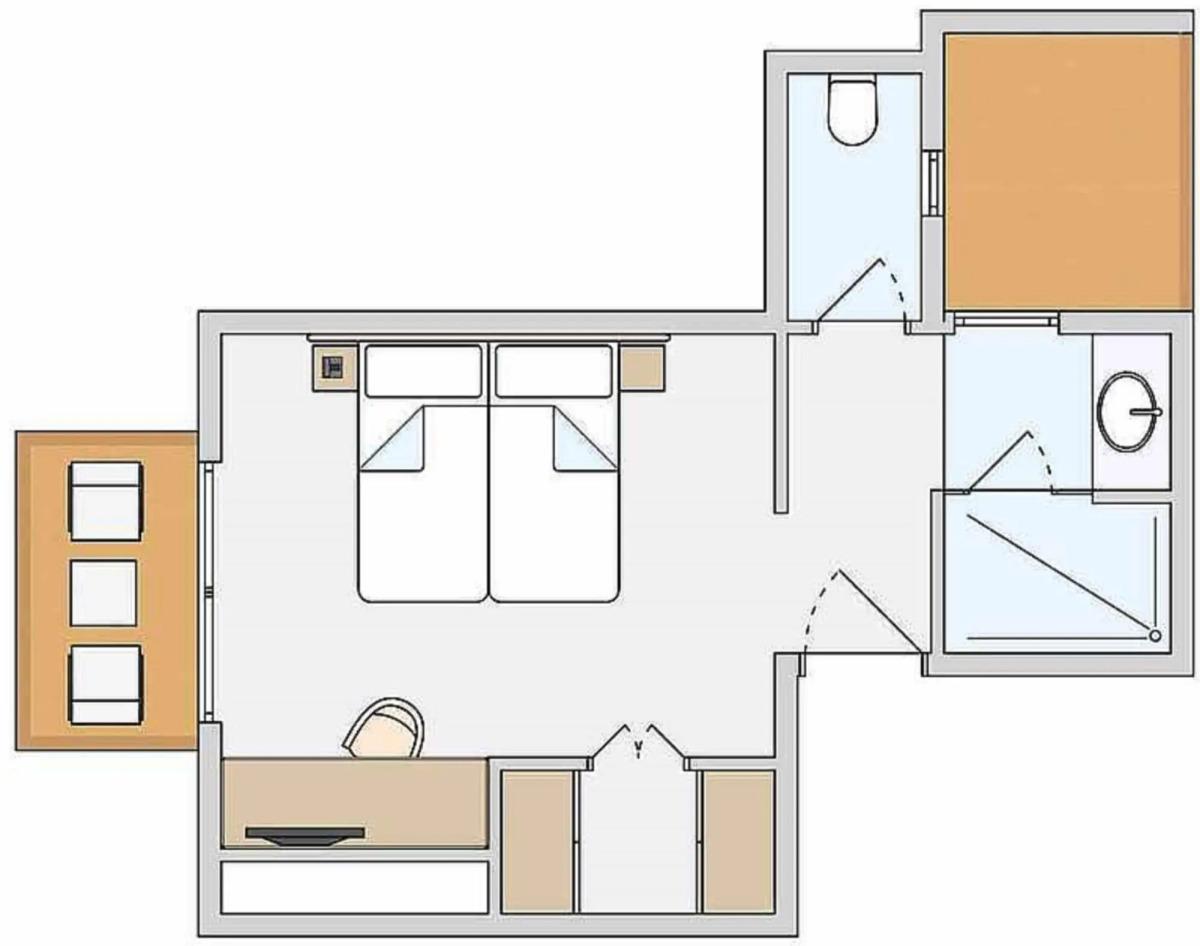 Robinson Camyuva - Adults only