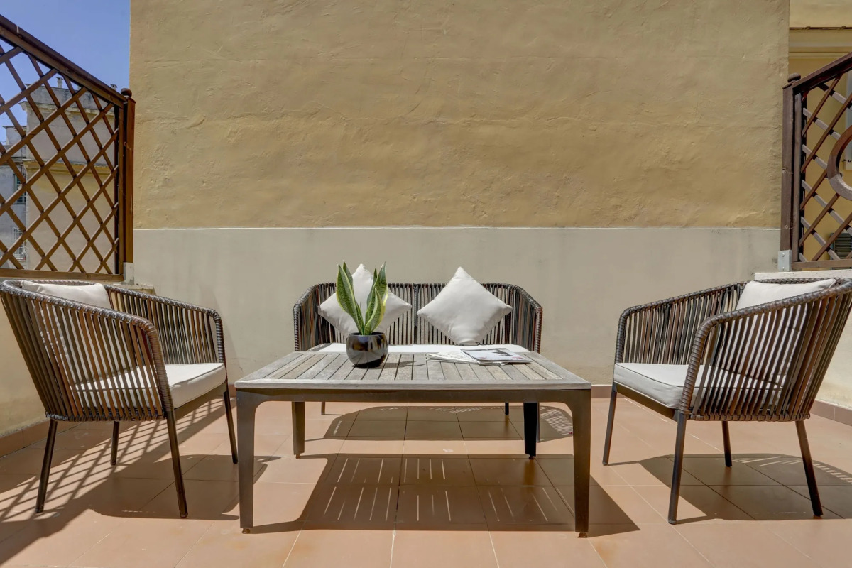 Colosseo Gardens - My Extra Home