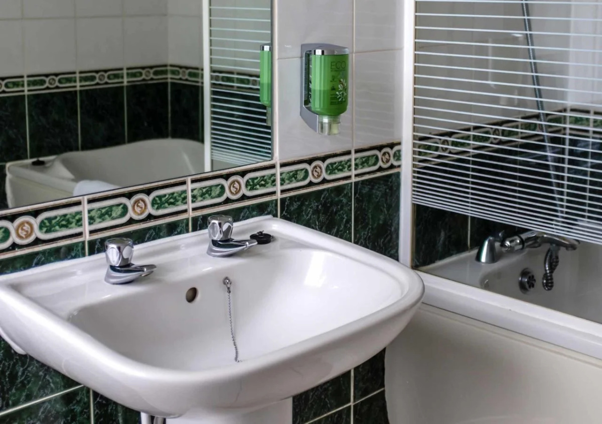 Devonshire House Hotel