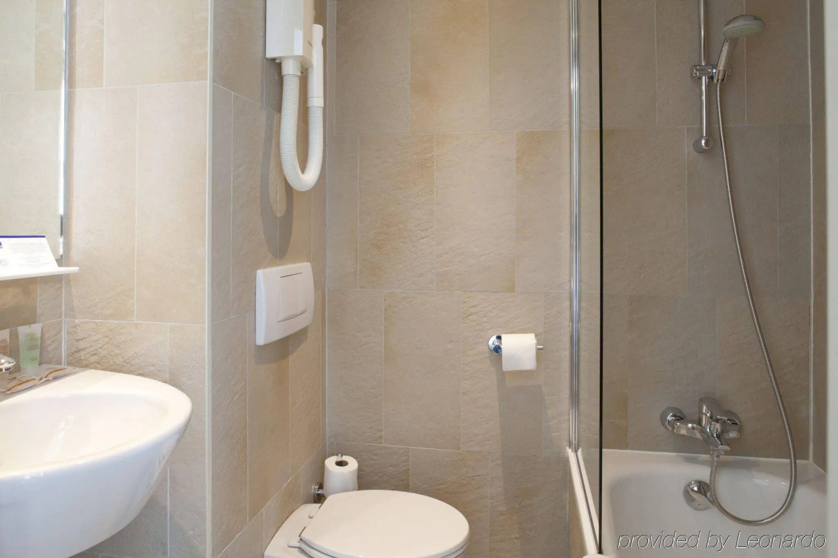 Mercure Paris Notre Dame Saint Germain des Prés