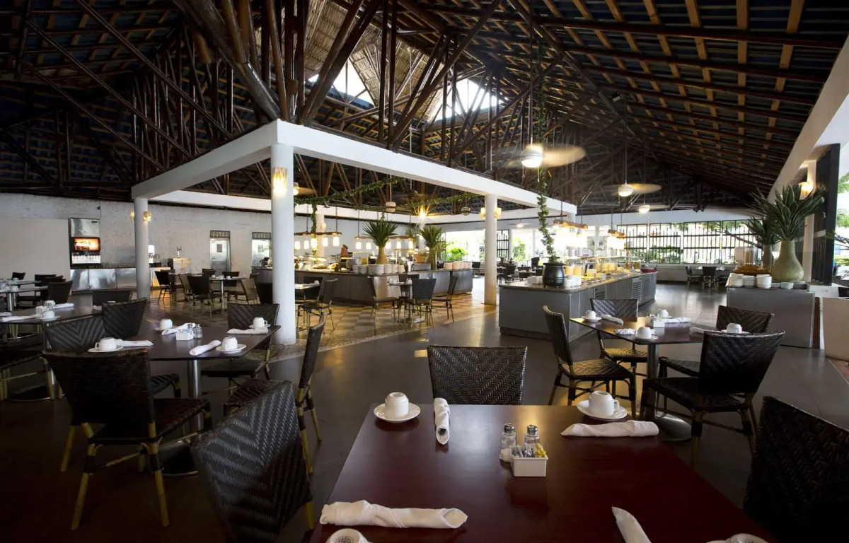 Playa Blanca Beach Resort - All Inclusive