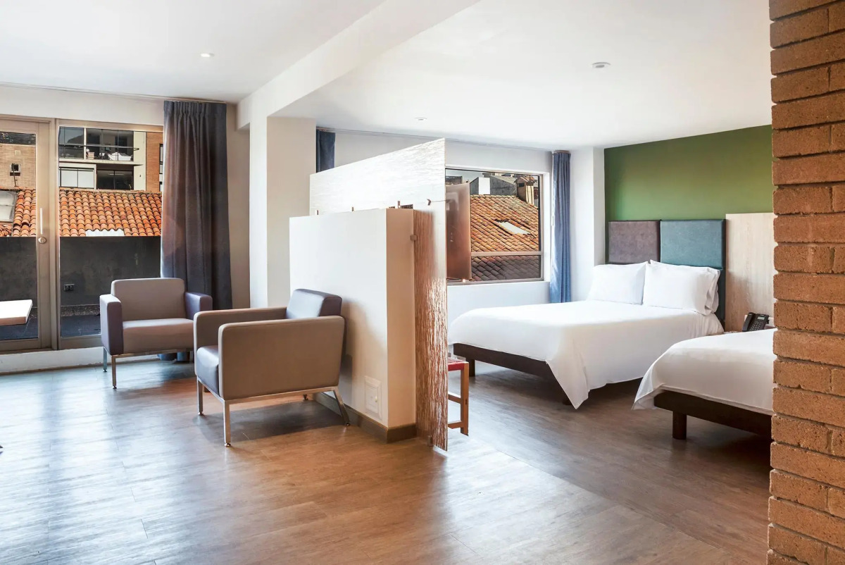 Viaggio Teleport Suites