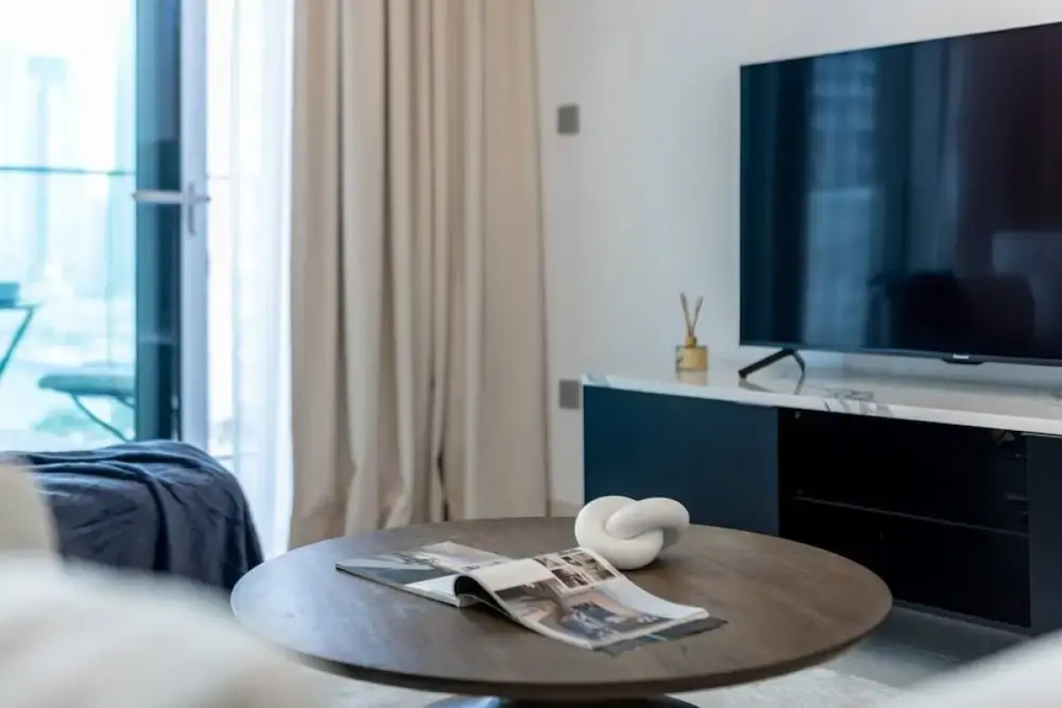 1BR Apartments Beach Isle Tower