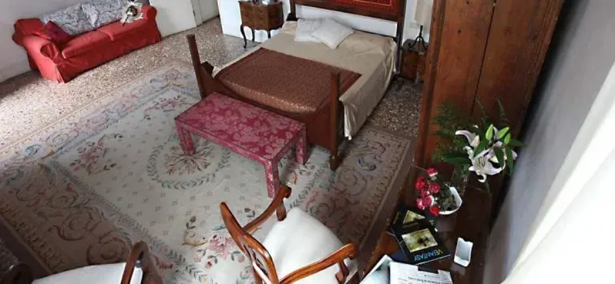 Palazzo Contarini Della Porta Di Ferro