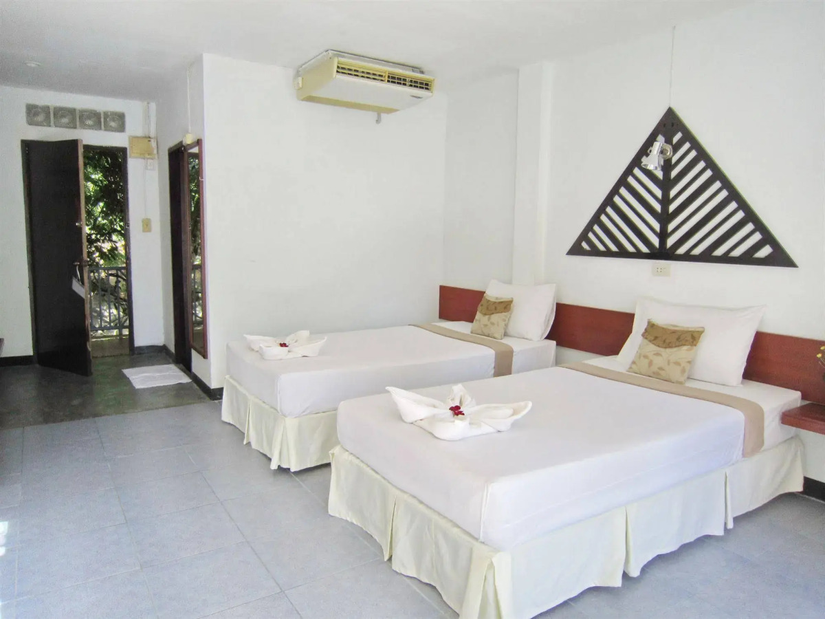 Thaniza Beachfront Resort