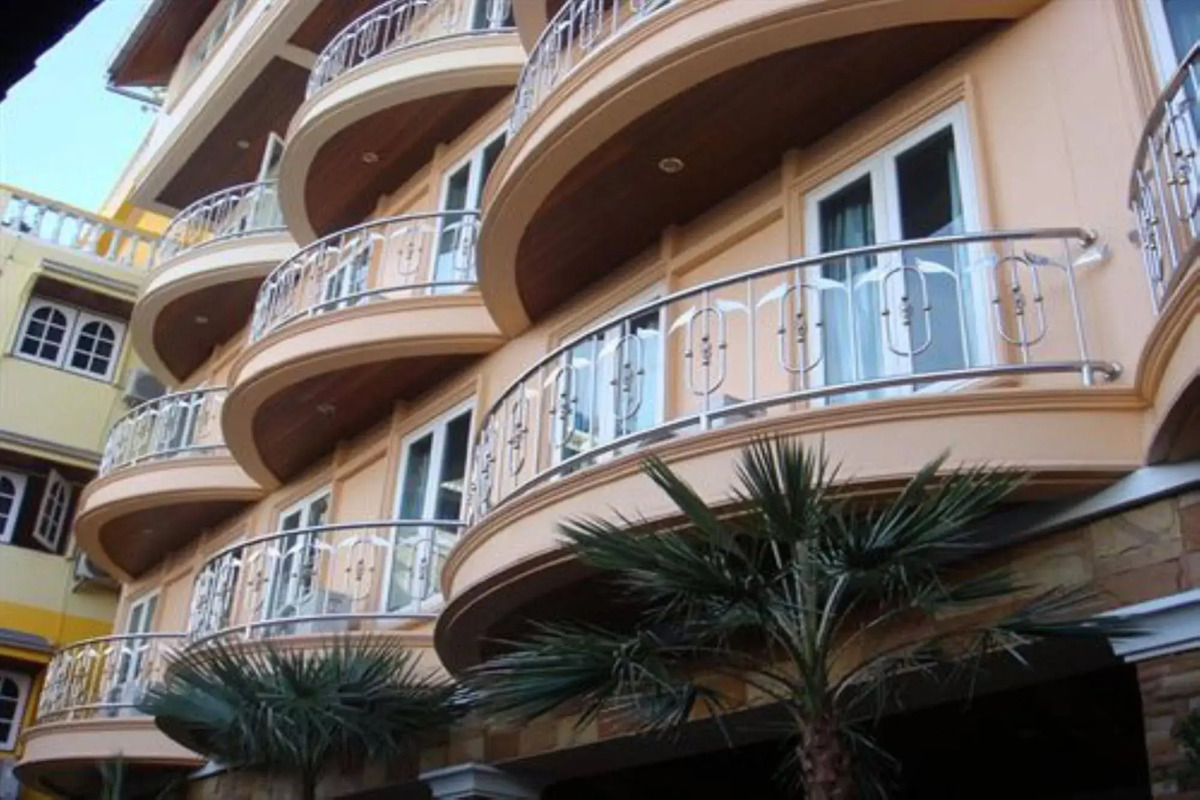 P72 Hotel Walking Street Pattaya