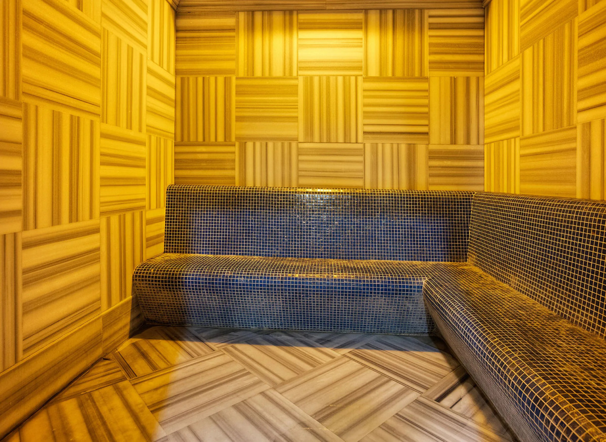 DoubleTree by Hilton Hotel Van