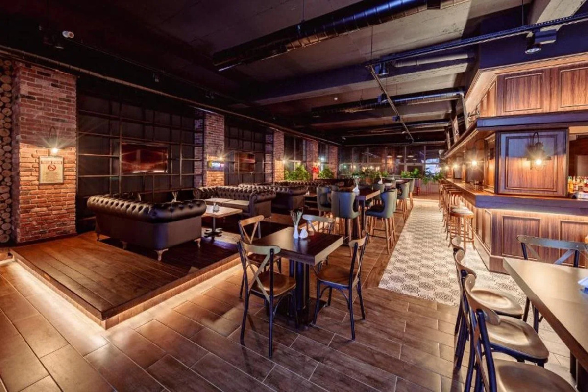 Novel Centre Point Hotel