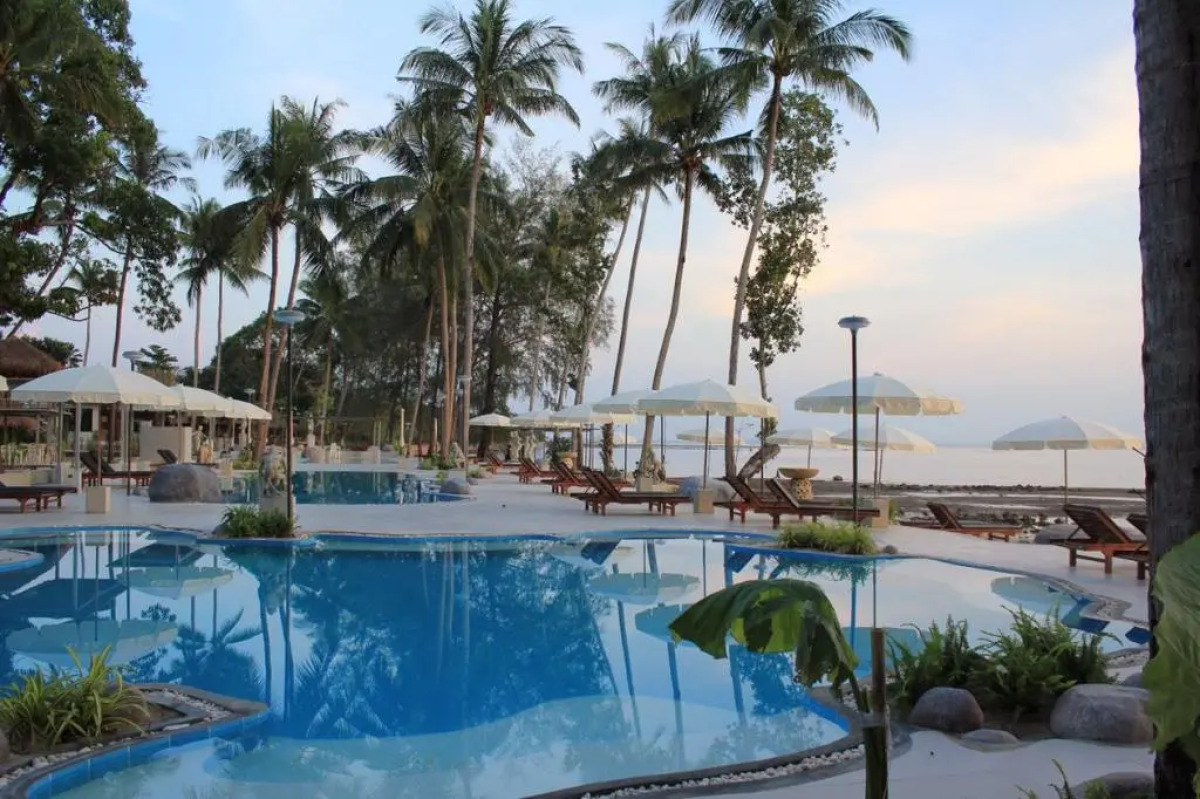 Villa Cha-Cha Krabi Beachfront Resort