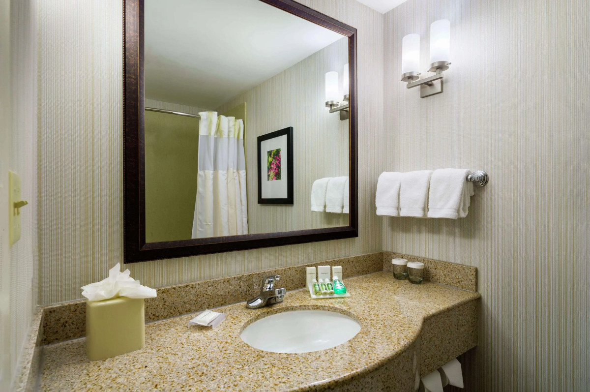 Hilton Garden Inn Queens/JFK Airport