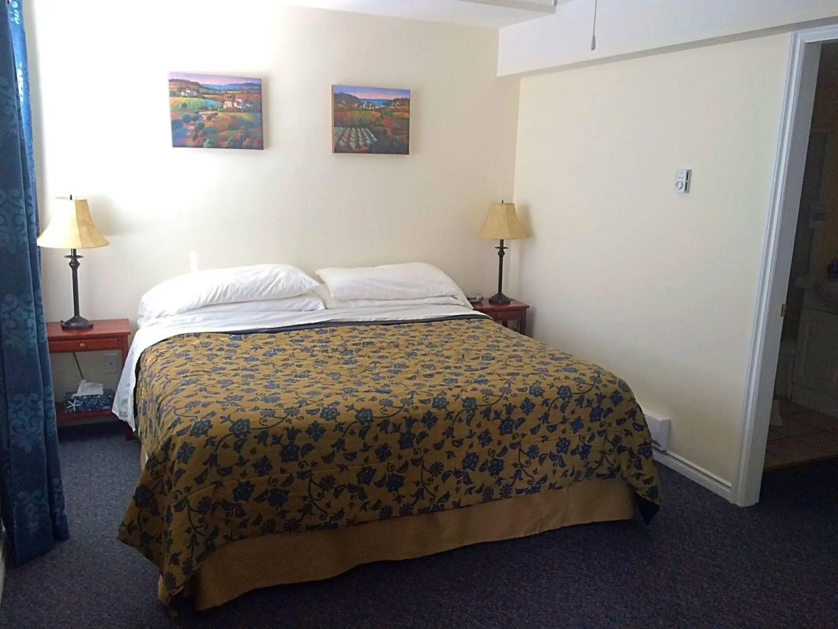 Acker Vacation Homes & Suites