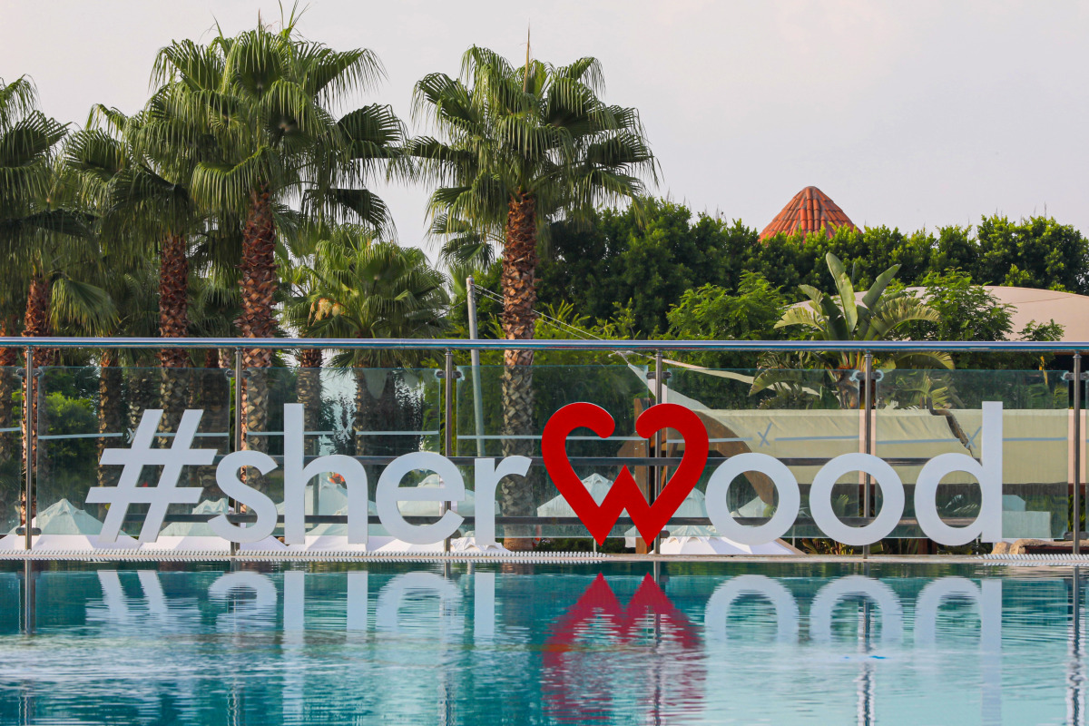 Sherwood Exclusive Lara