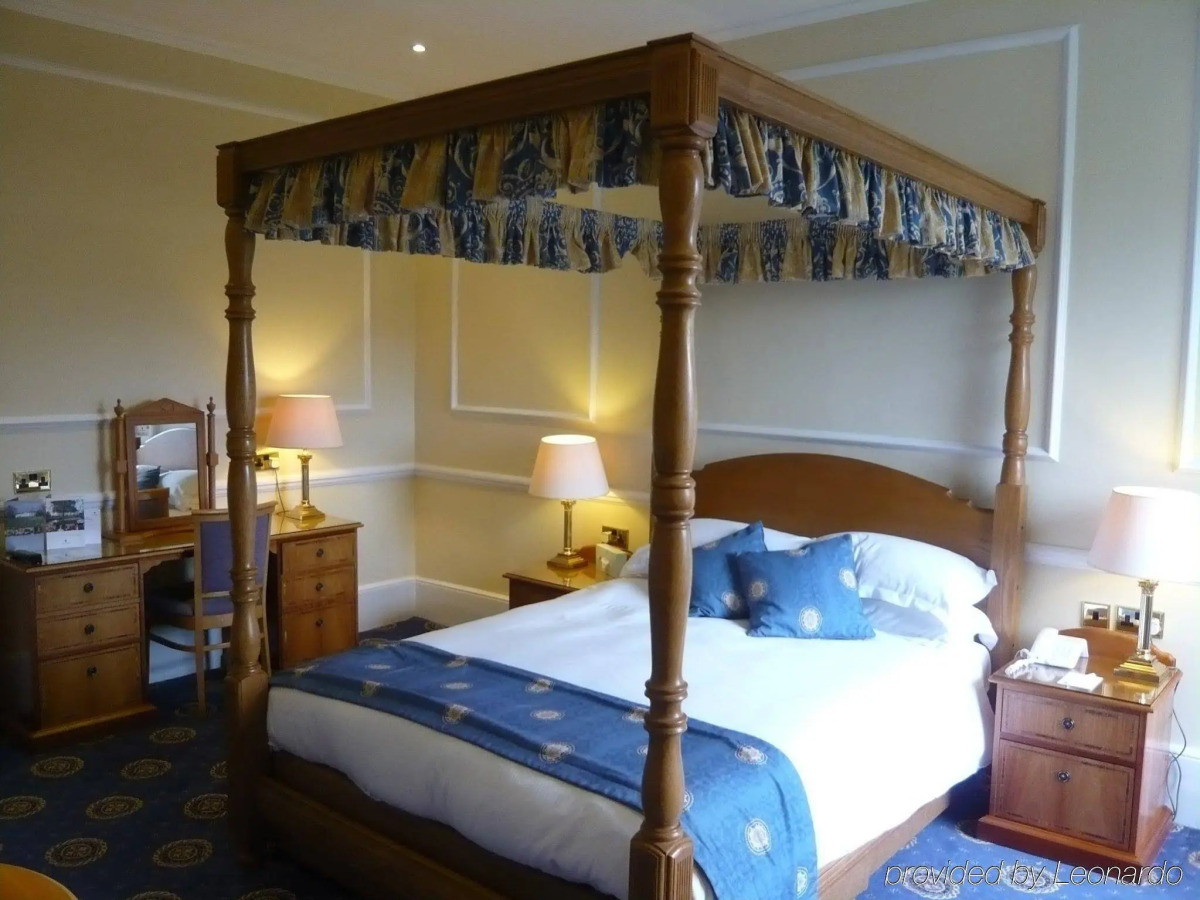 West Lodge Park Hotel