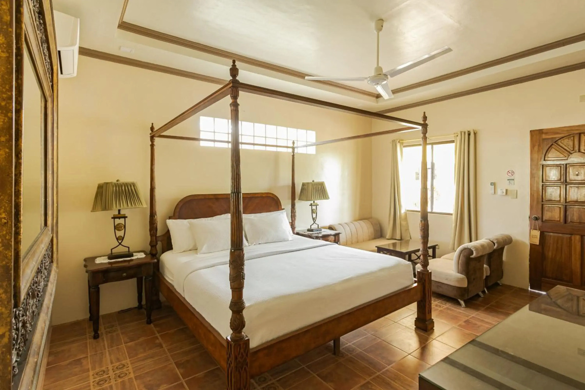 Turtle Bay Dive Resort