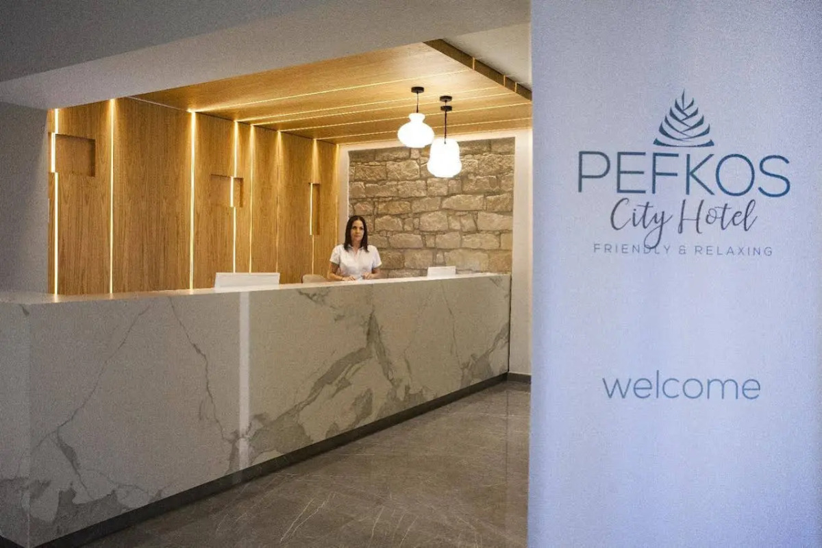 Pefkos Hotel