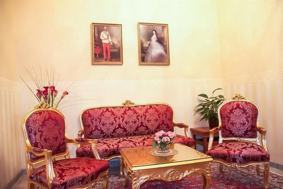 Opera Suites - Self Check-in