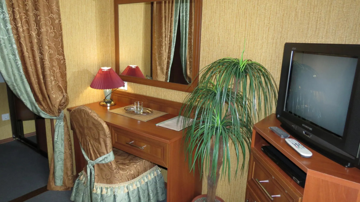 Отель Эсмеральд