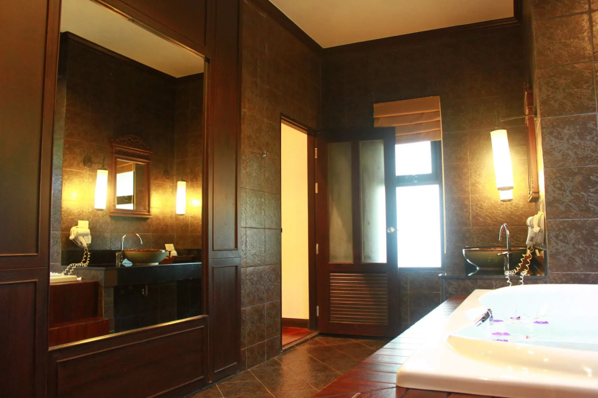 Mukdara Beach Villa & Spa Resort