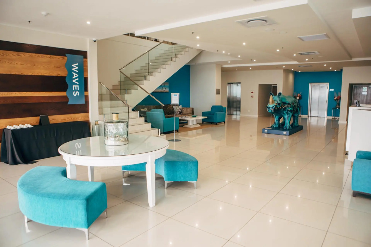 Blaauwberg Beach Hotel