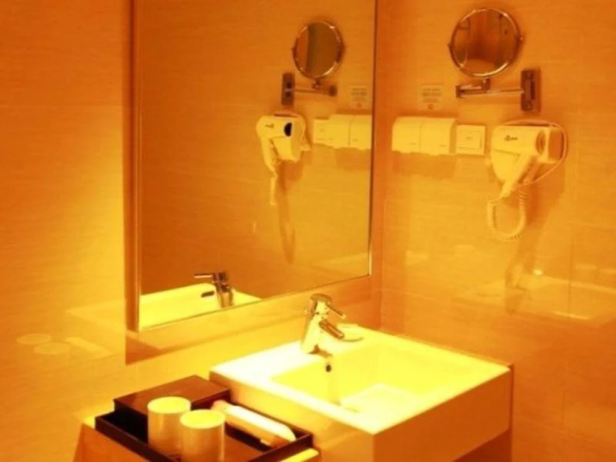 JI Hotel (Harbin Zhongyang Street People Square)