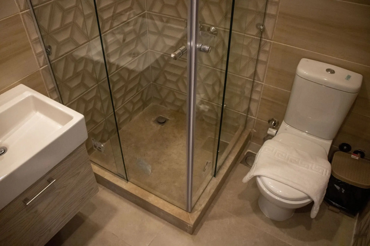 Nine Pyramids View Hotel