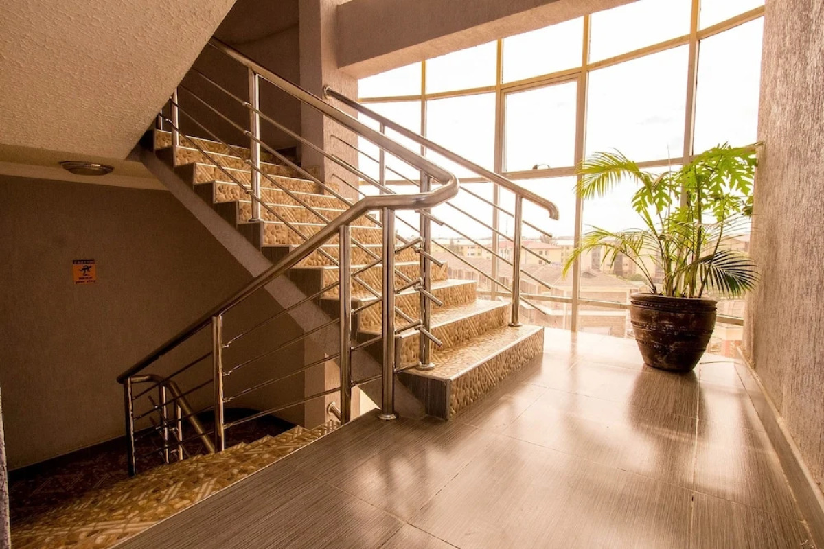 Seasons Airport Hotel