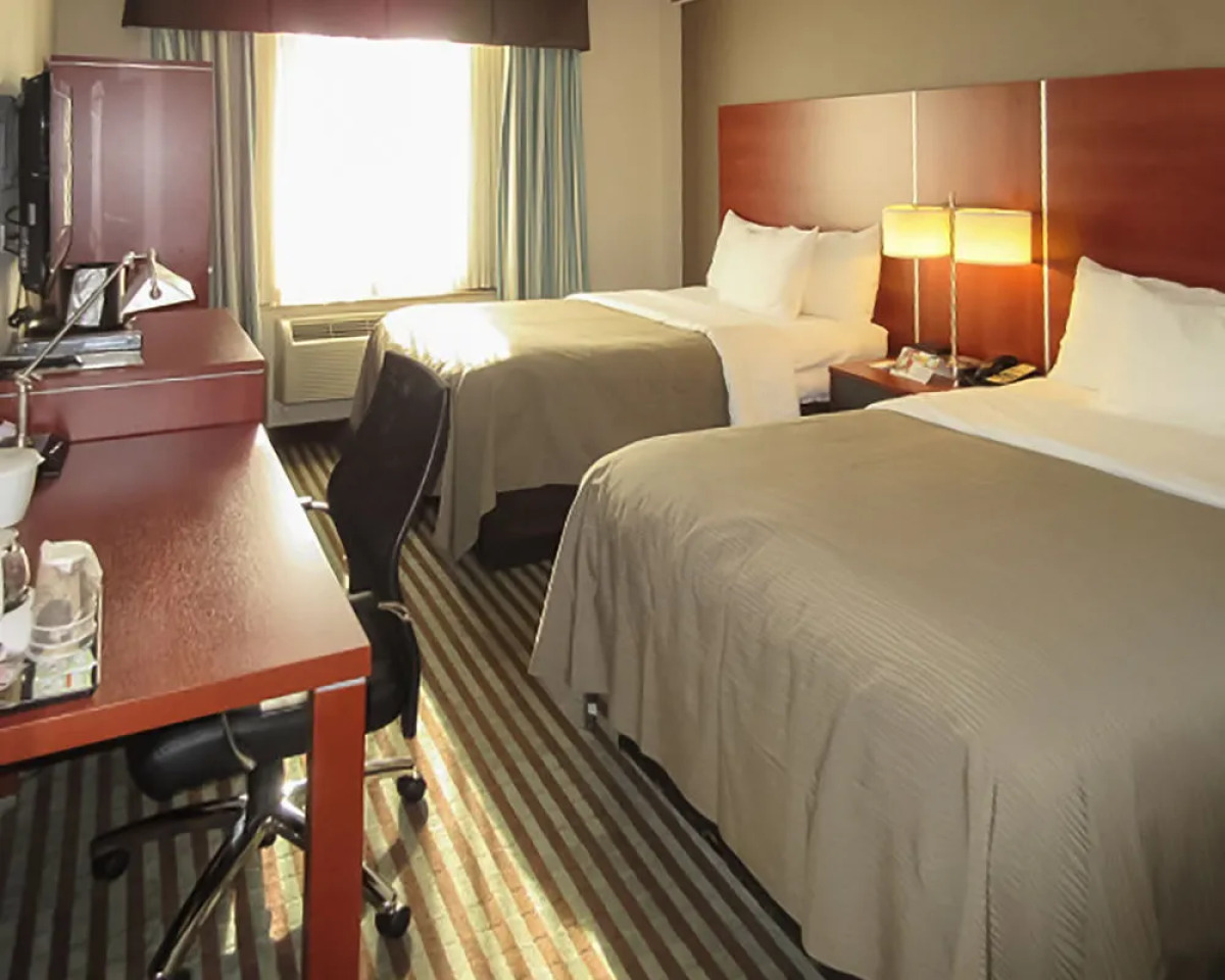 Prince Flushing Hotel