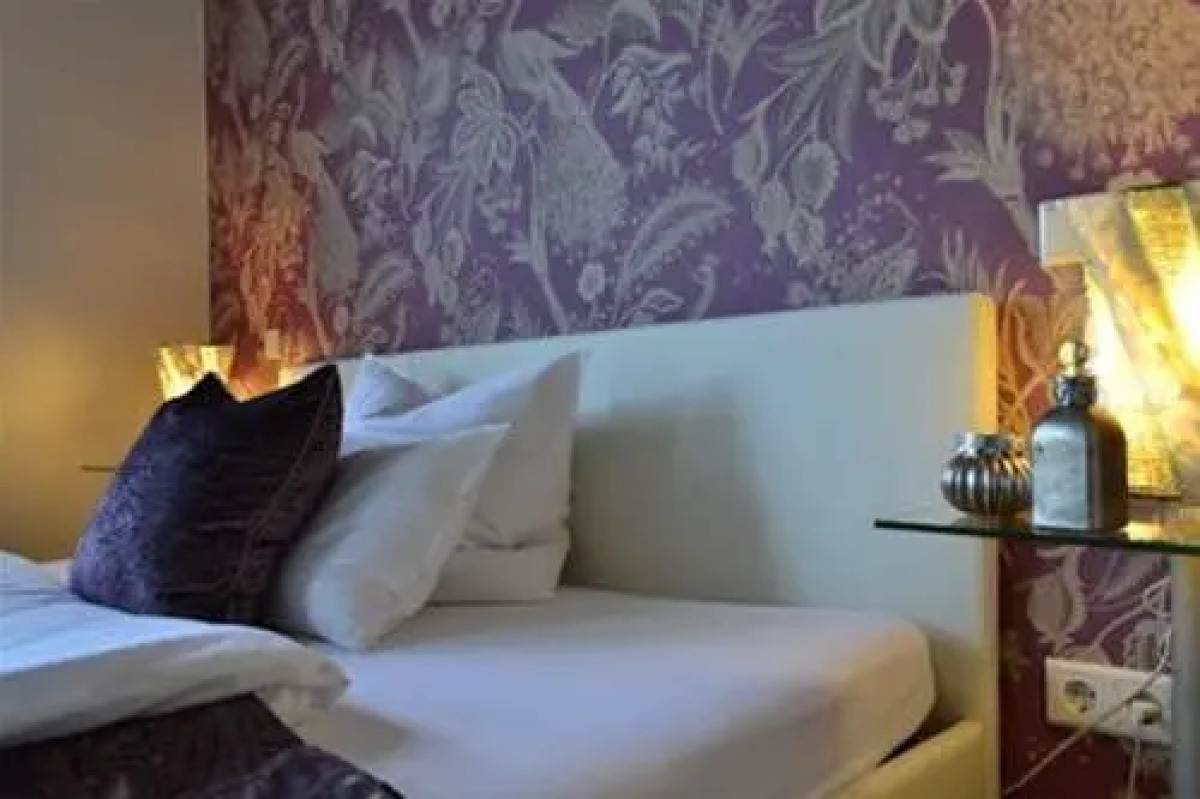 SunnySide Apartments