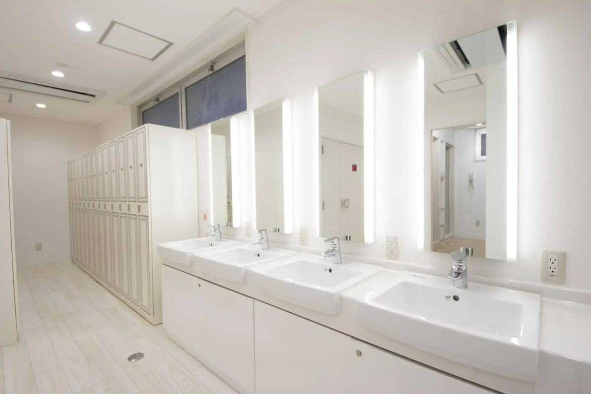 Capsule Plus Yokohama Sauna & Capsule