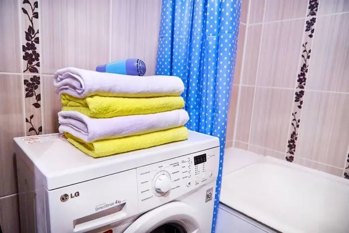 Pyat Zvezd  na pr-te Lenina, d. 104-1