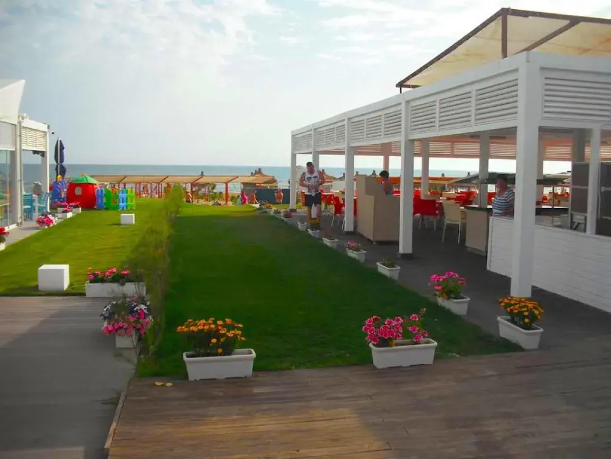 Side Win Hotel & Spa