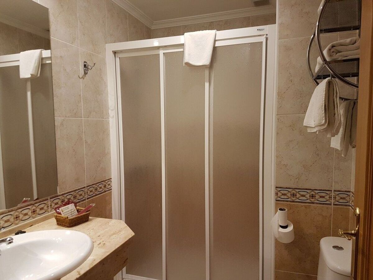 APH Infanta Mercedes