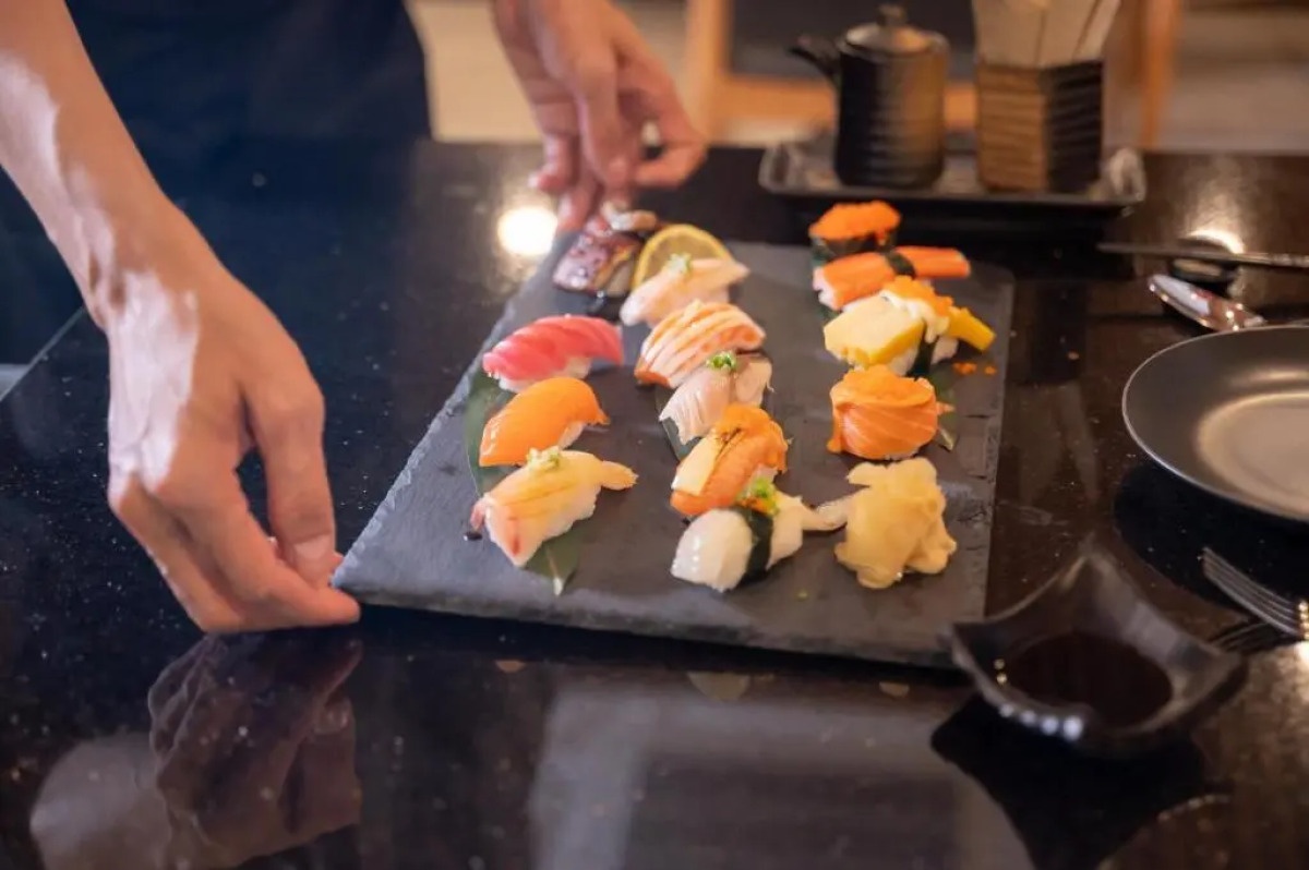 12 The Residence Hotel