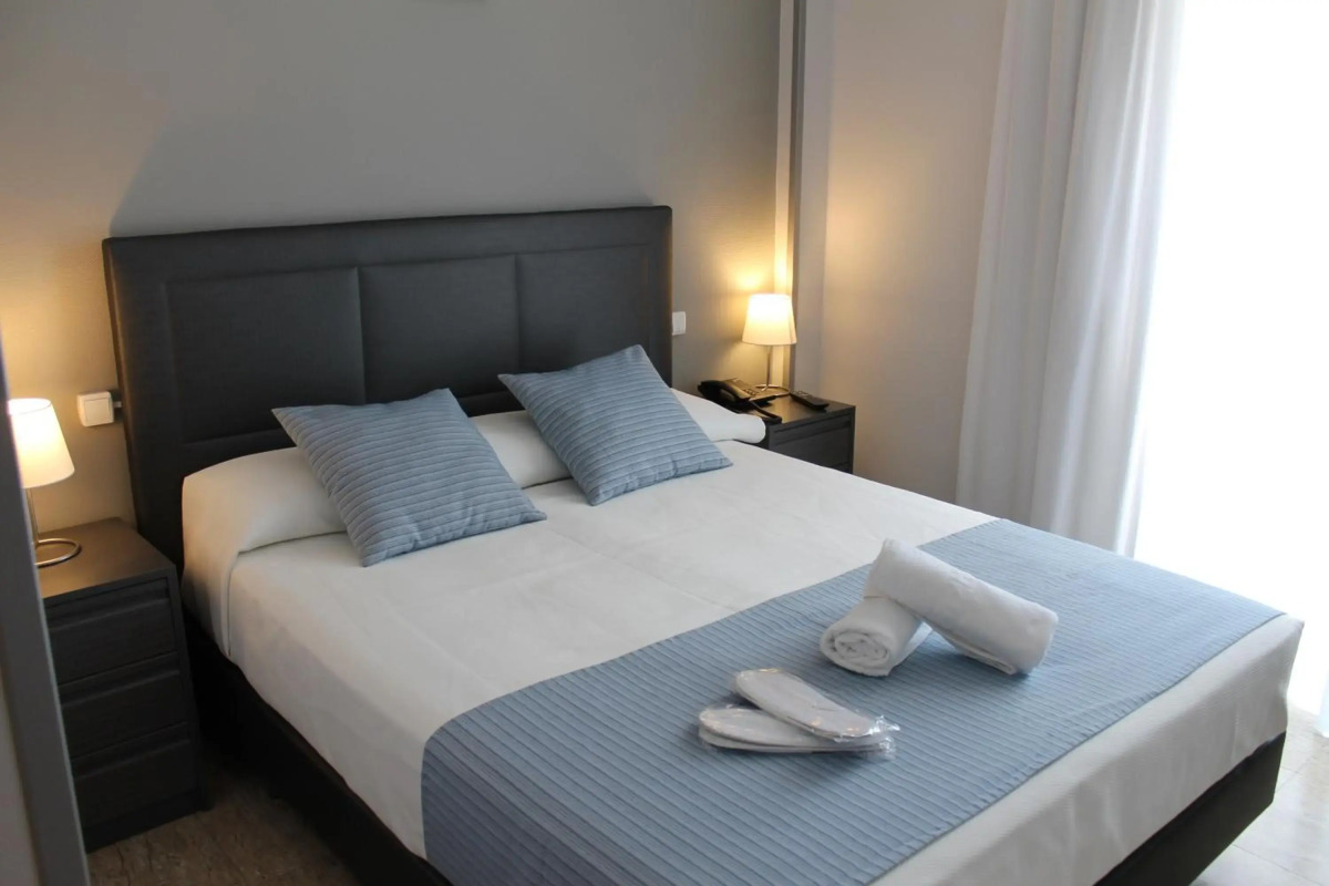 Hotel Barajas Plaza Madrid