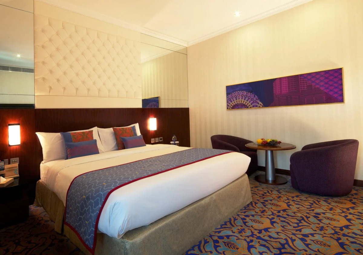 Raviz Center Point Hotel