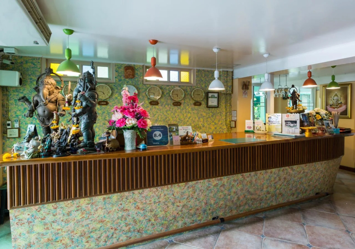 Отель Samsensam Place