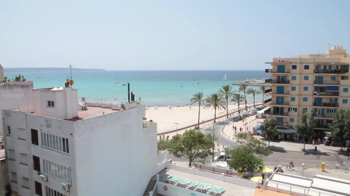 Отель Amic Miraflores