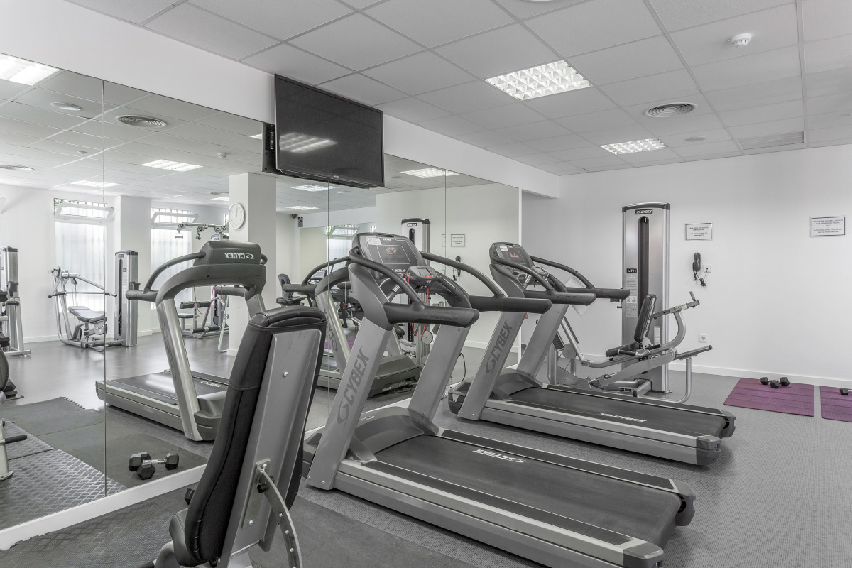 Отель Los Amigos Beach Club