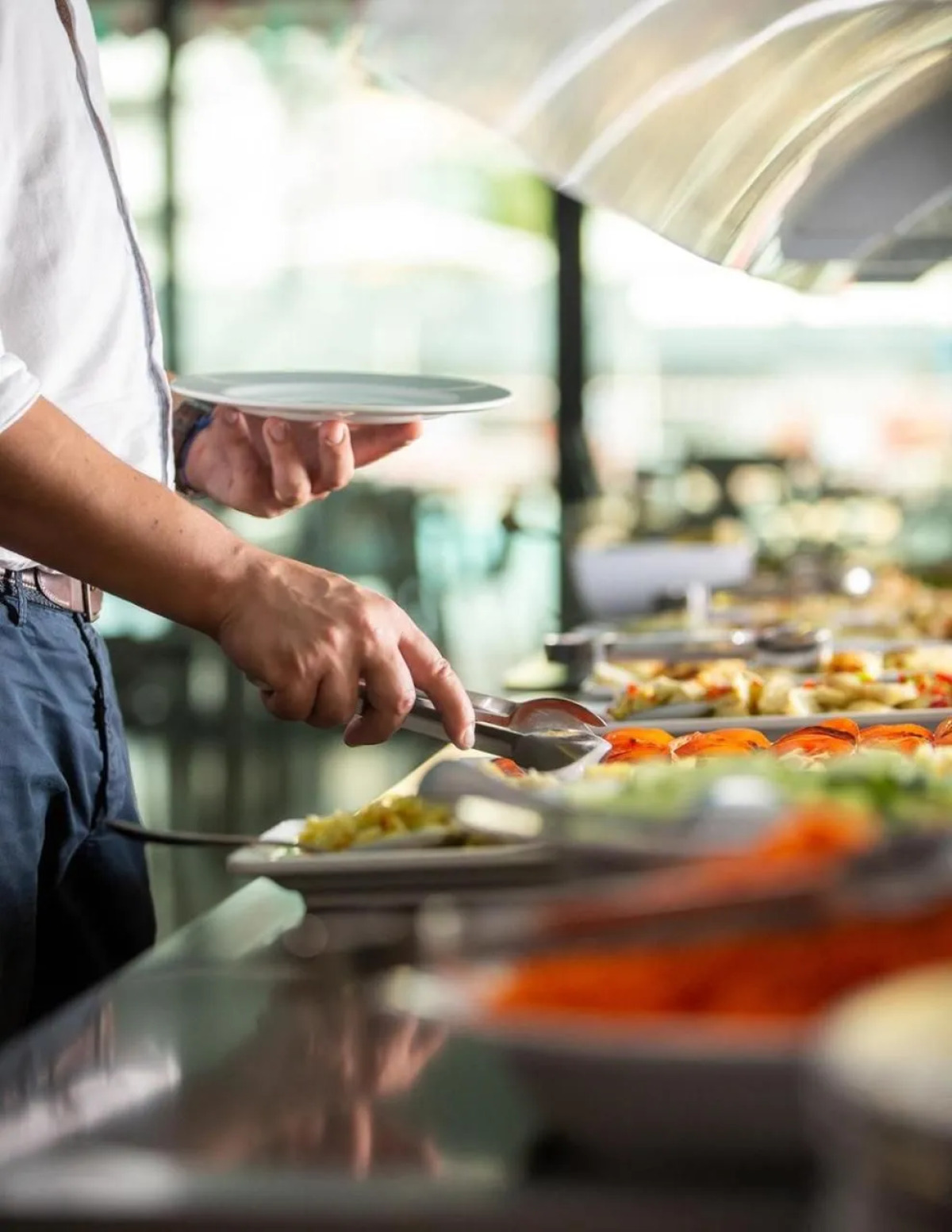 Four Views Monumental Lido