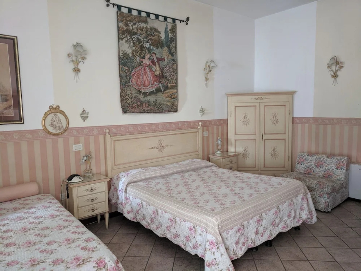 DElite Room & Breakfast