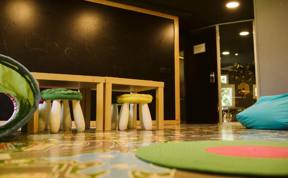 Отель Malcom and Barret