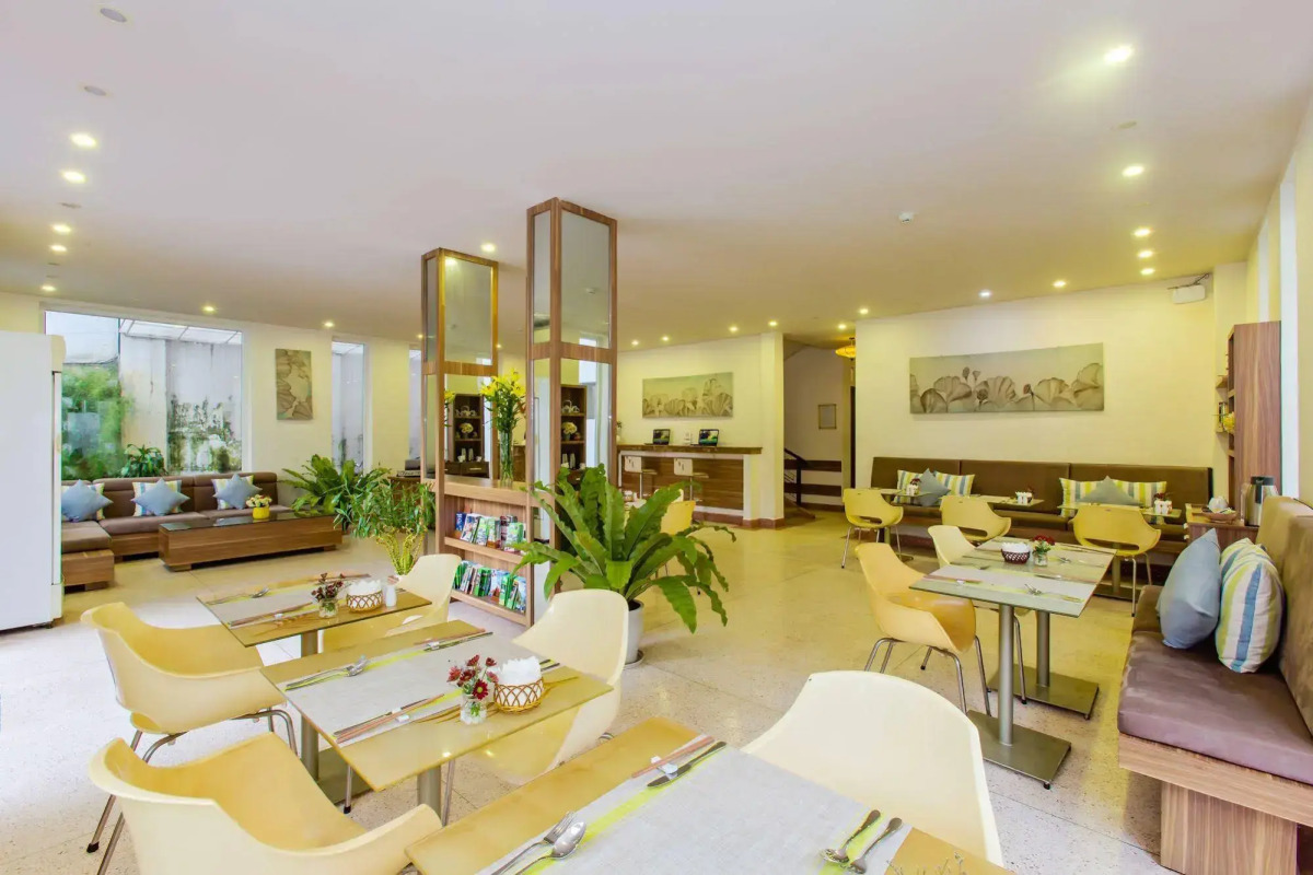 Vaia Hoi An Boutique Hotel