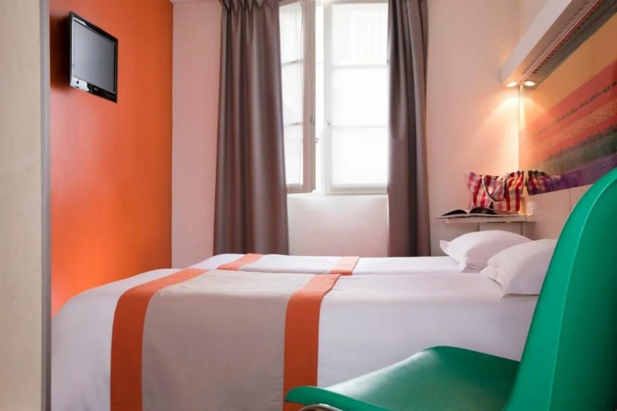 Hotel Paris La Fayette